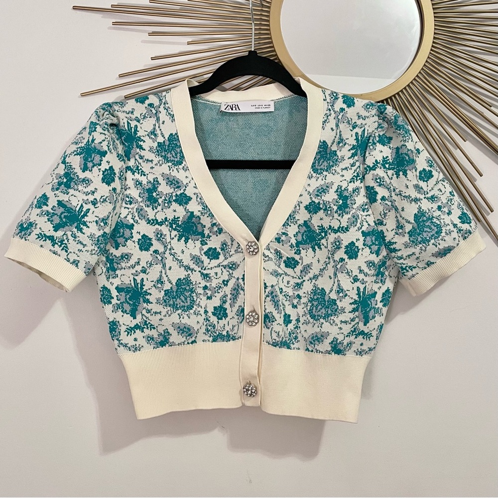 ZARA Jacquard Cropped Knit Cardigan